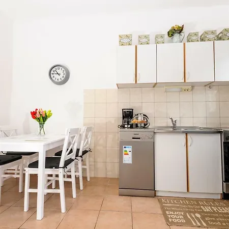 Daire Silente Cozy Place With Free Parking *